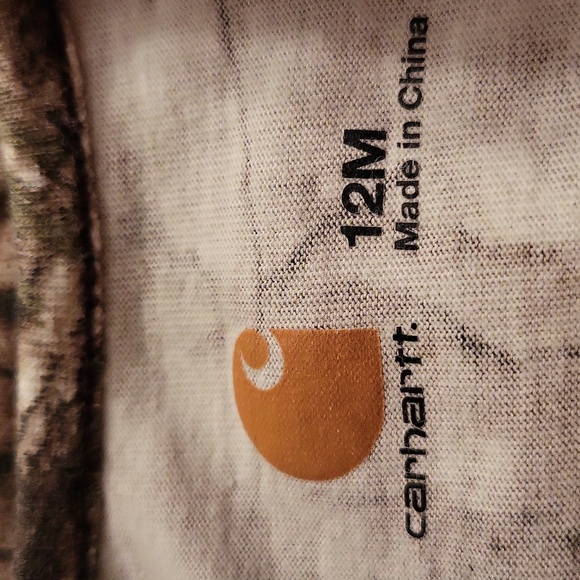 Carhartt "Future Hunter" short sleeve onesie/bodysuit - Picture 3 of 5